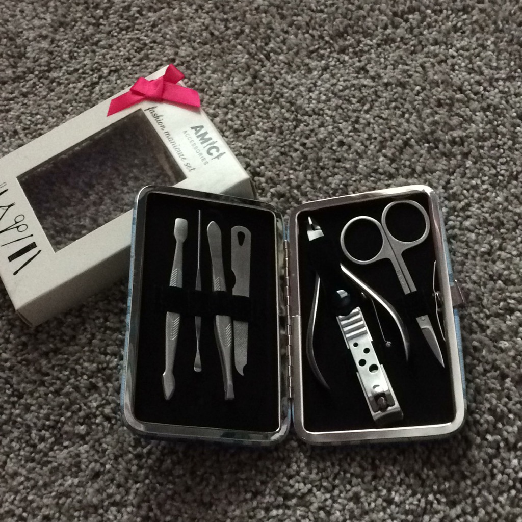 Nwt Amici Stainless Steel Manicure Set Brand New
